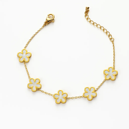 Daisy Bloom Seashell Bracelet