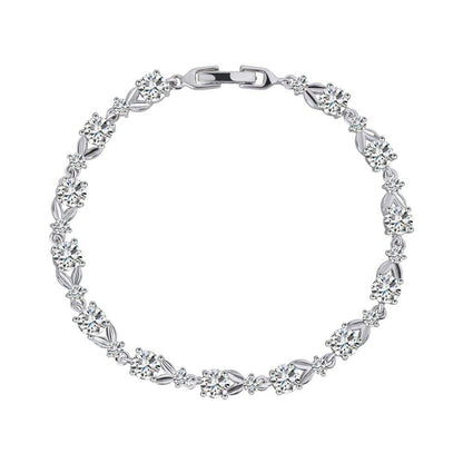 Silver tennis bracelet with round cubic zirconia stones and hinged clasp