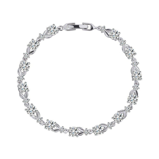 Silver tennis bracelet with round cubic zirconia stones and hinged clasp