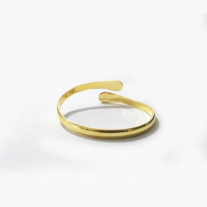 Gold mother-daughter engraved bracelet cuff